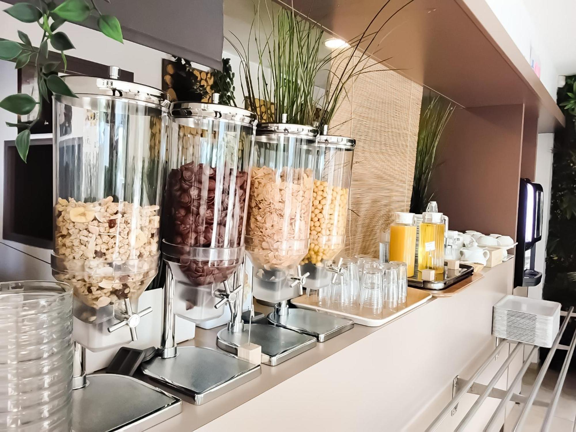Sure Hotel By Best Western Mont-De-Marsan Saint-Pierre-du-Mont  외부 사진