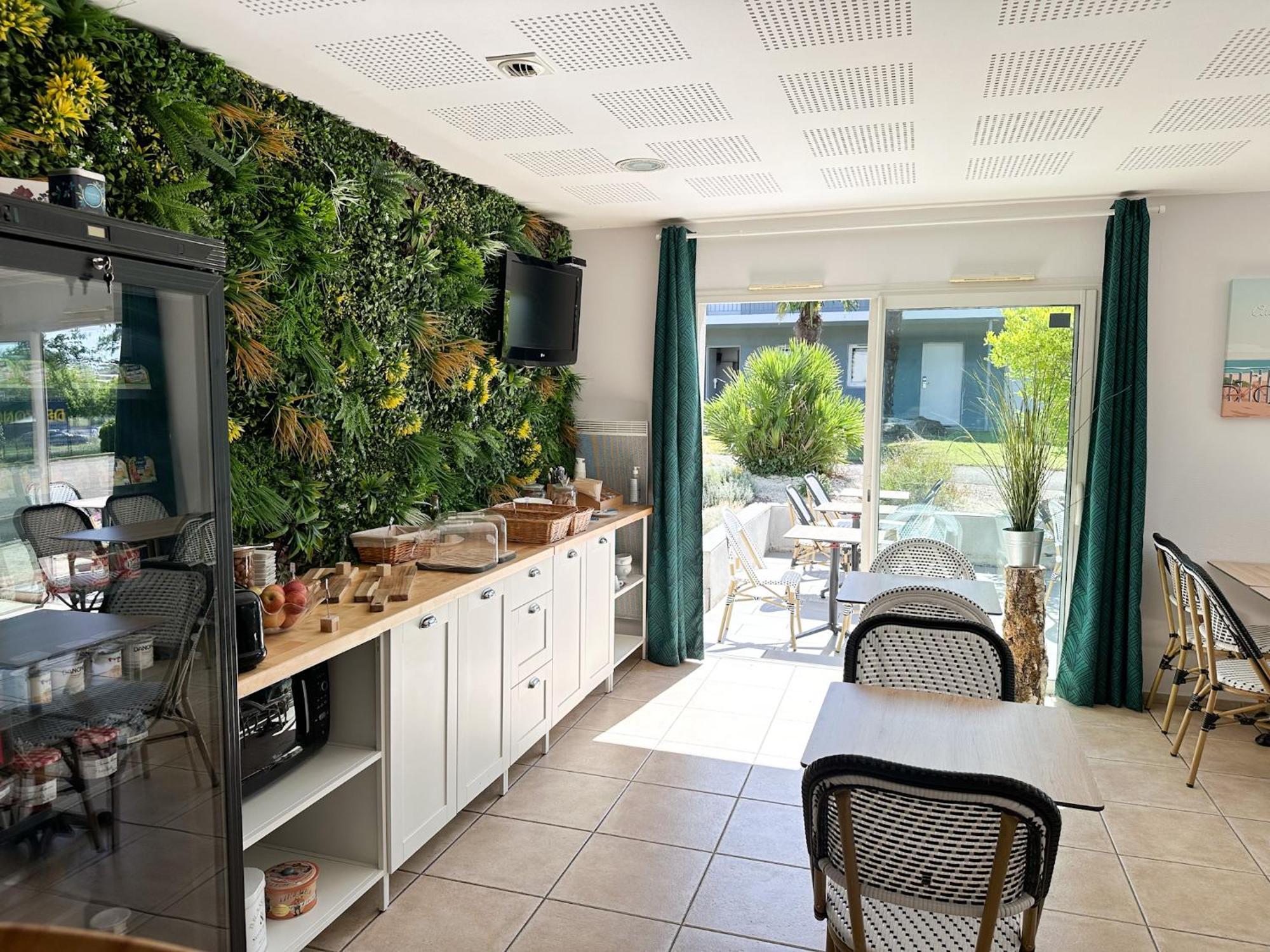 Sure Hotel By Best Western Mont-De-Marsan Saint-Pierre-du-Mont  외부 사진